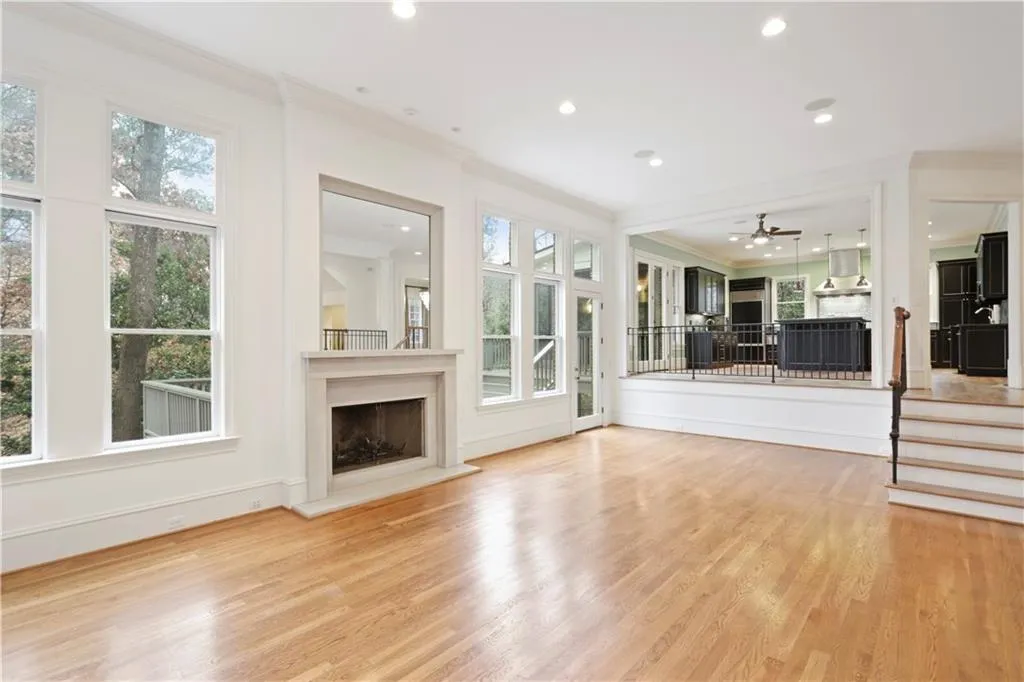 140 Jett Forest Court, Sandy Springs, Georgia 30327, 6 Bedrooms Bedrooms, ,5 BathroomsBathrooms,Residential,Sold,140 Jett Forest Court,6678021
