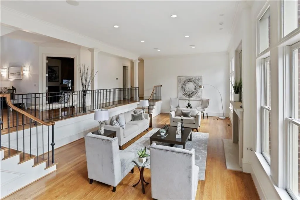 140 Jett Forest Court, Sandy Springs, Georgia 30327, 6 Bedrooms Bedrooms, ,5 BathroomsBathrooms,Residential,Sold,140 Jett Forest Court,6678021