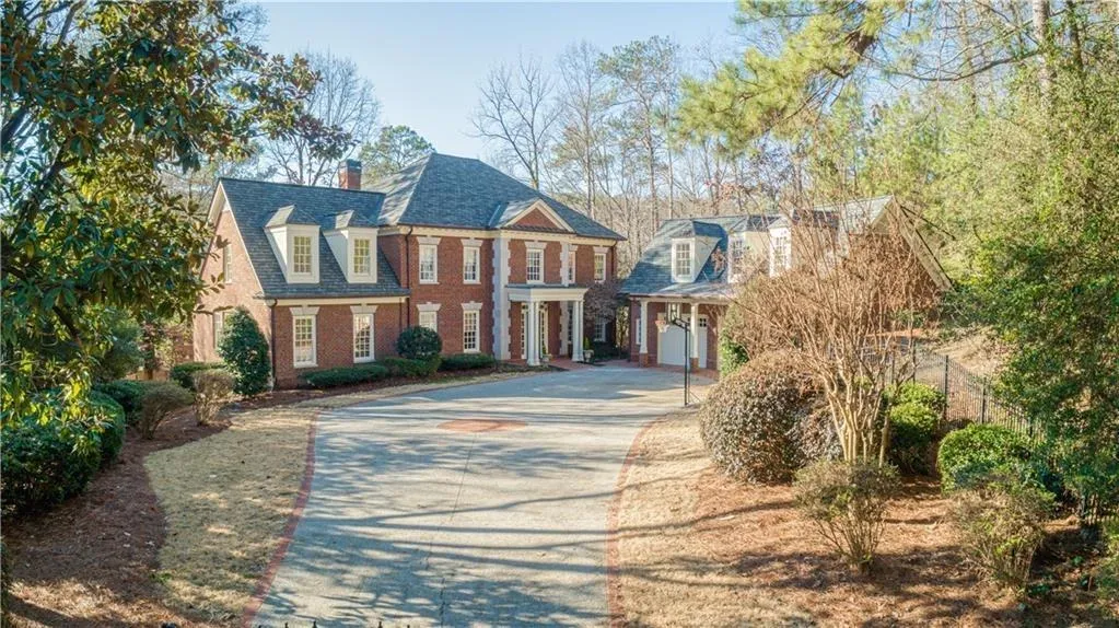 140 Jett Forest Court, Sandy Springs, Georgia 30327, 6 Bedrooms Bedrooms, ,5 BathroomsBathrooms,Residential,Sold,140 Jett Forest Court,6678021