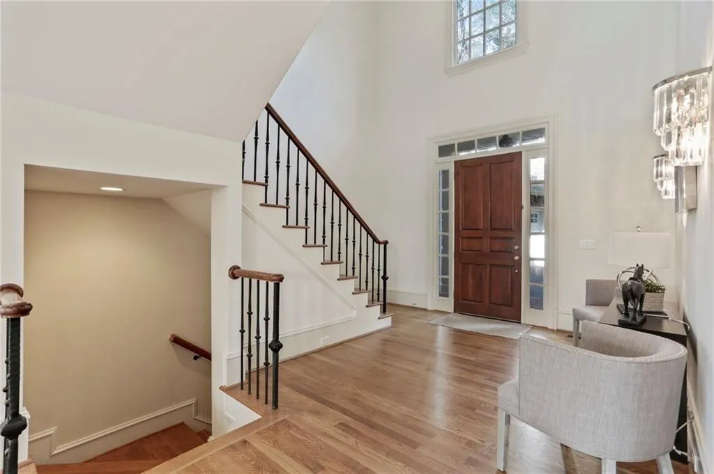 140 Jett Forest Court, Sandy Springs, Georgia 30327, 6 Bedrooms Bedrooms, ,5 BathroomsBathrooms,Residential,Sold,140 Jett Forest Court,6678021