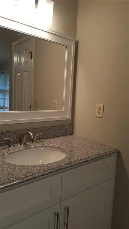 455 Towergate Place, Sandy Springs, Georgia 30350, 2 Bedrooms Bedrooms, ,2 BathroomsBathrooms,Residential,Sold,455 Towergate Place,5842299