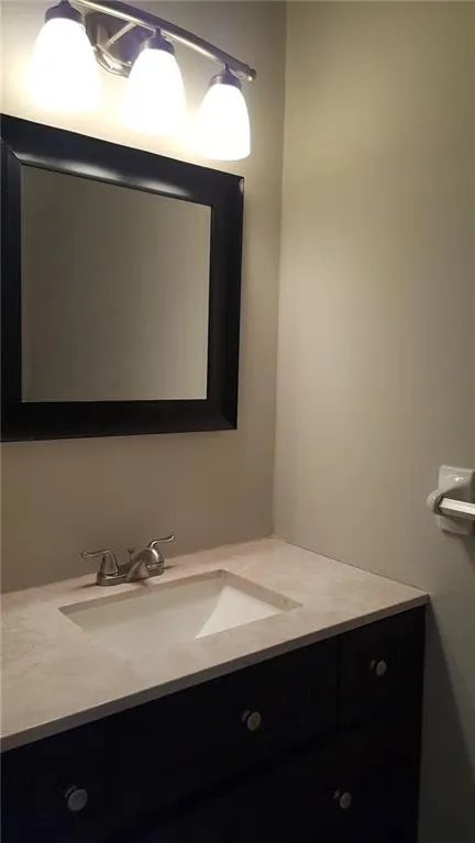 455 Towergate Place, Sandy Springs, Georgia 30350, 2 Bedrooms Bedrooms, ,2 BathroomsBathrooms,Residential,Sold,455 Towergate Place,5842299