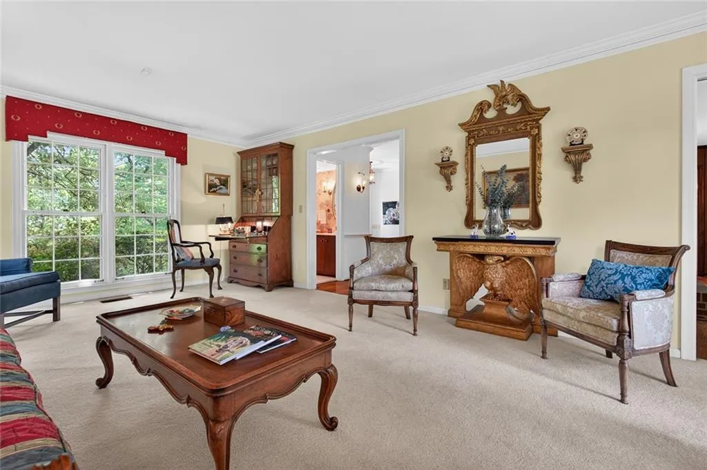 Sandy Springs, Georgia 30328, 5 Bedrooms Bedrooms, ,3 BathroomsBathrooms,Residential,For Sale,7761056
