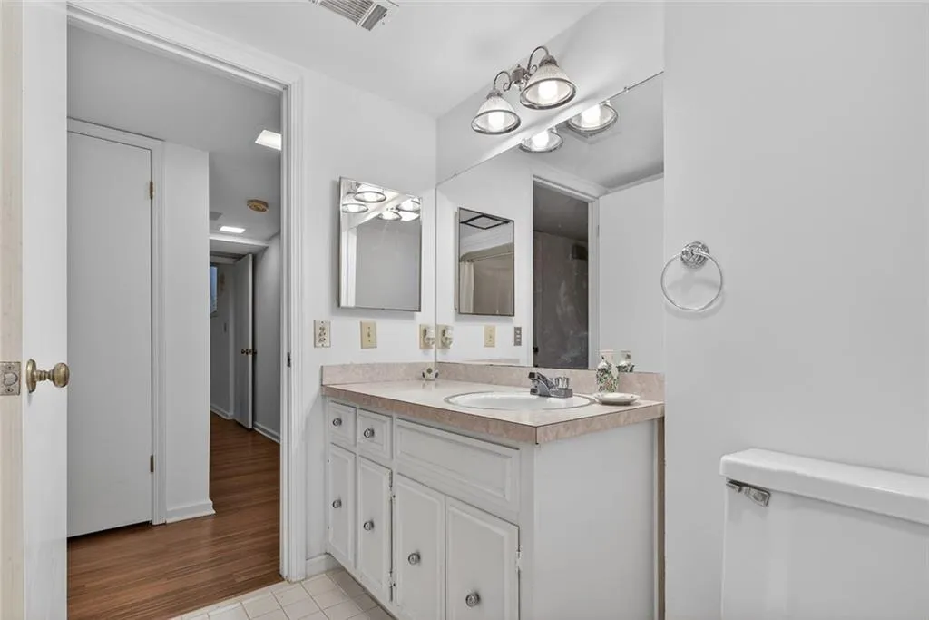Sandy Springs, Georgia 30328, 5 Bedrooms Bedrooms, ,3 BathroomsBathrooms,Residential,For Sale,7761056