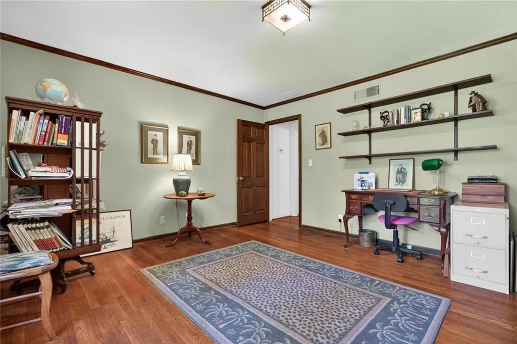 Sandy Springs, Georgia 30328, 5 Bedrooms Bedrooms, ,3 BathroomsBathrooms,Residential,For Sale,7761056