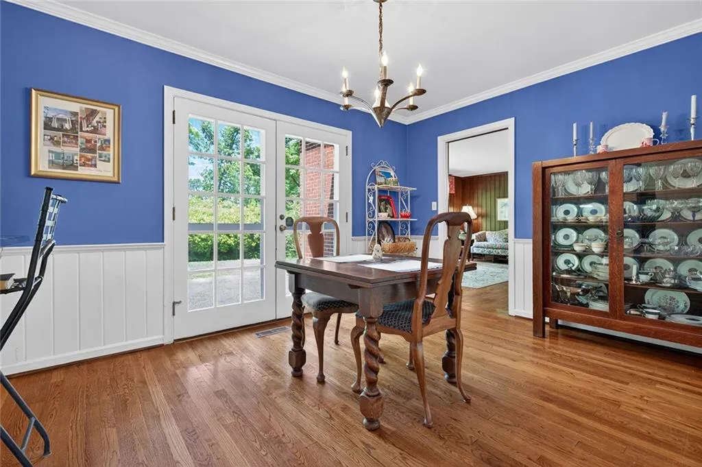 Sandy Springs, Georgia 30328, 5 Bedrooms Bedrooms, ,3 BathroomsBathrooms,Residential,For Sale,7761056