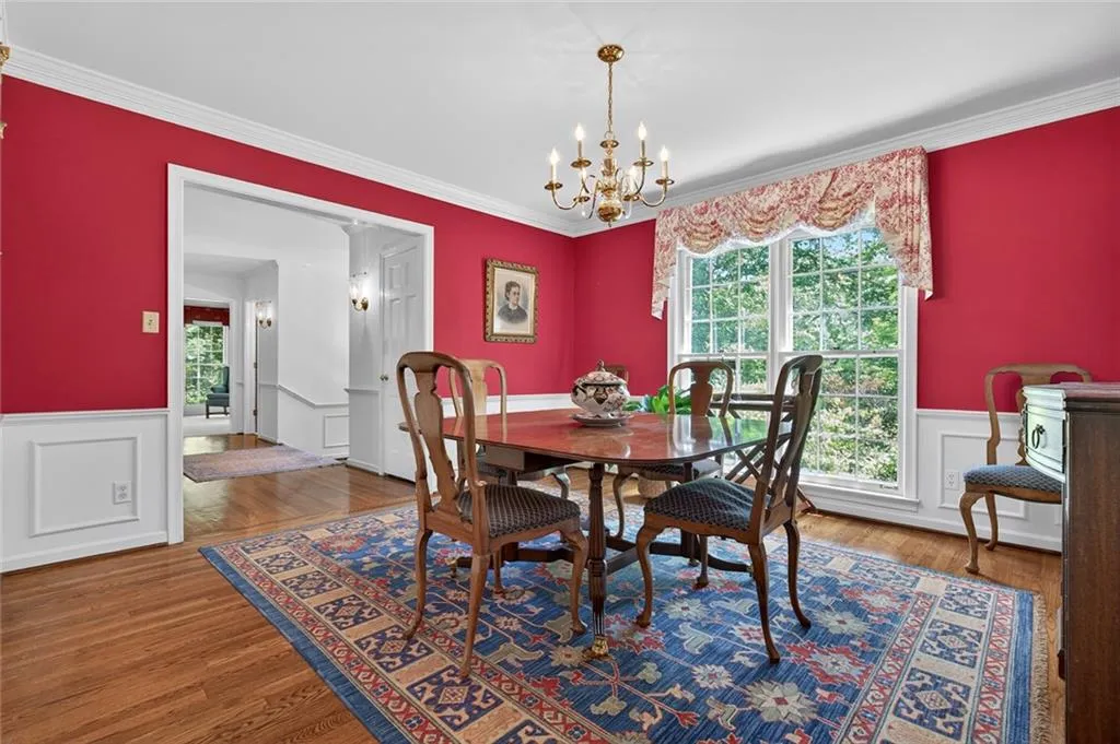 Sandy Springs, Georgia 30328, 5 Bedrooms Bedrooms, ,3 BathroomsBathrooms,Residential,For Sale,7761056