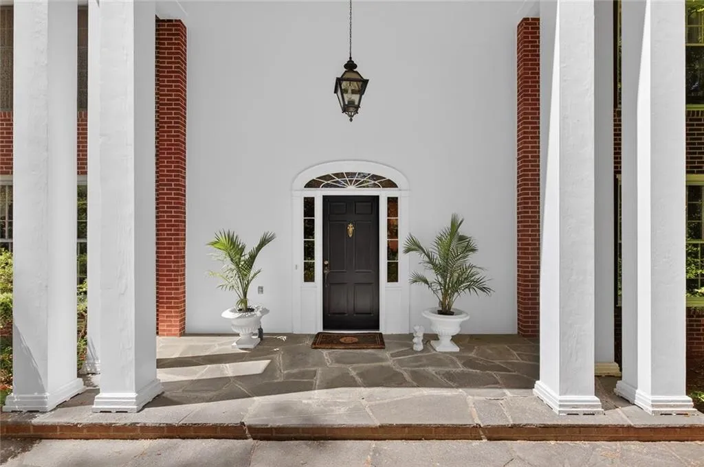 Sandy Springs, Georgia 30328, 5 Bedrooms Bedrooms, ,3 BathroomsBathrooms,Residential,For Sale,7761056