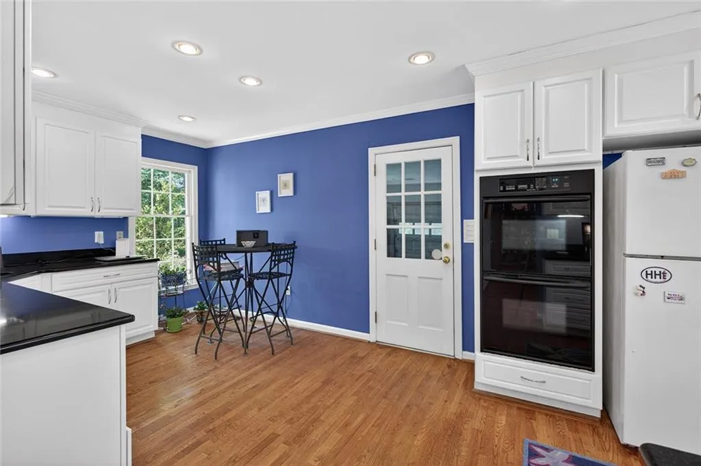 Sandy Springs, Georgia 30328, 5 Bedrooms Bedrooms, ,3 BathroomsBathrooms,Residential,For Sale,7761056