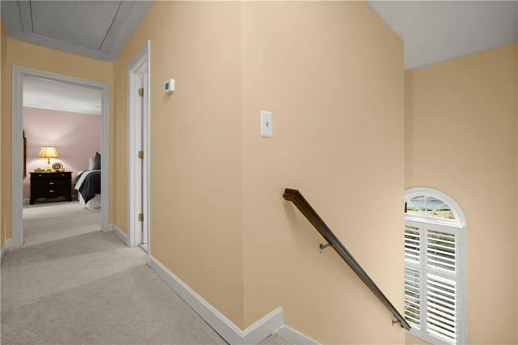 40 Ivy Chase Ne, Atlanta, Georgia 30342, 3 Bedrooms Bedrooms, ,2 BathroomsBathrooms,Residential,For Sale,40 Ivy Chase Ne,7578326