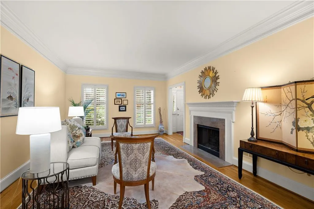 40 Ivy Chase Ne, Atlanta, Georgia 30342, 3 Bedrooms Bedrooms, ,2 BathroomsBathrooms,Residential,For Sale,40 Ivy Chase Ne,7578326