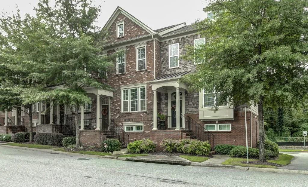 2134 Weldonberry Drive Unit 2134, Atlanta, Georgia 30319, 3 Bedrooms Bedrooms, ,3 BathroomsBathrooms,Residential,Sold,2134 Weldonberry Drive Unit 2134,5604655