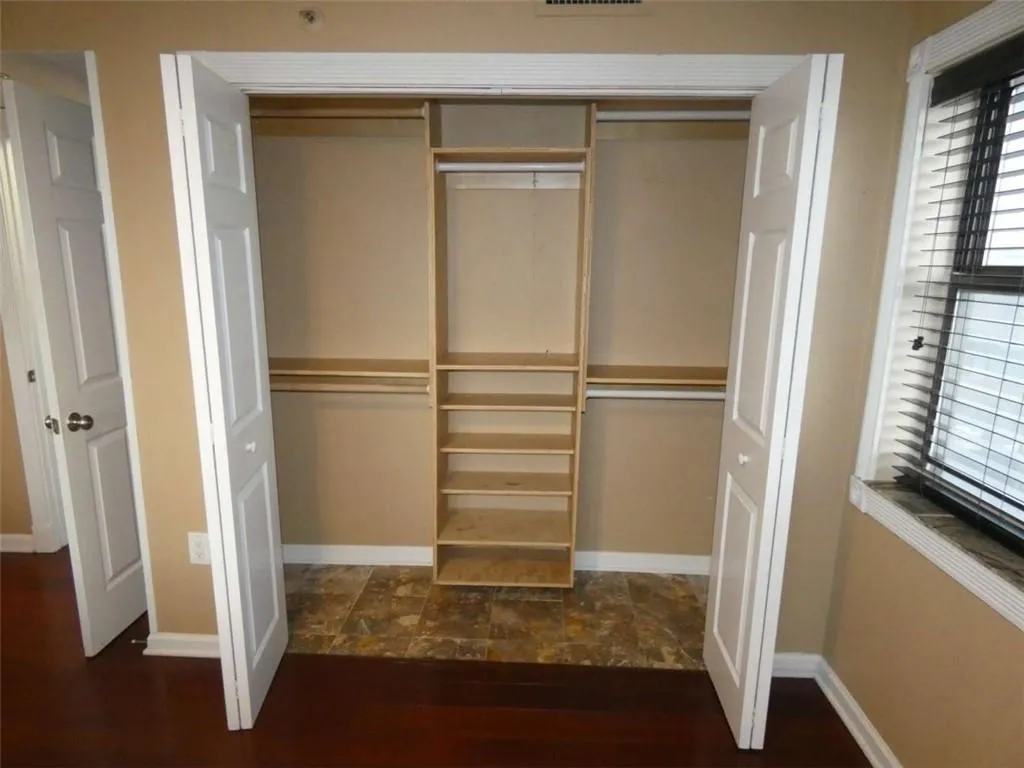 795 Hammond Drive, Atlanta, Georgia 30328, 1 Bedroom Bedrooms, ,1 BathroomBathrooms,Residential,For Sale,795 Hammond Drive,7632329