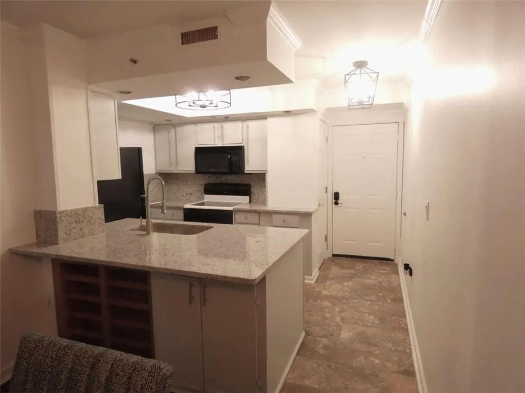 795 Hammond Drive, Atlanta, Georgia 30328, 1 Bedroom Bedrooms, ,1 BathroomBathrooms,Residential,For Sale,795 Hammond Drive,7632329