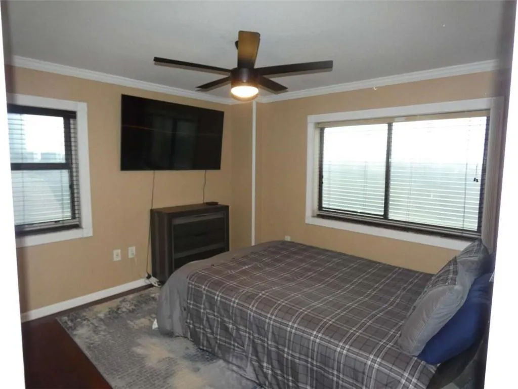 795 Hammond Drive, Atlanta, Georgia 30328, 1 Bedroom Bedrooms, ,1 BathroomBathrooms,Residential,For Sale,795 Hammond Drive,7632329
