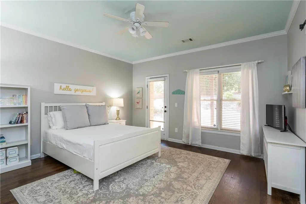 7989 Magnolia Square, Sandy Springs, Georgia 30350, 5 Bedrooms Bedrooms, ,3 BathroomsBathrooms,Residential,Sold,7989 Magnolia Square,6803085