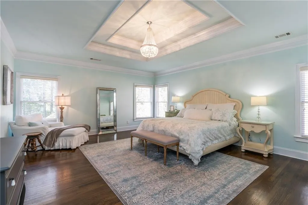 7989 Magnolia Square, Sandy Springs, Georgia 30350, 5 Bedrooms Bedrooms, ,3 BathroomsBathrooms,Residential,Sold,7989 Magnolia Square,6803085