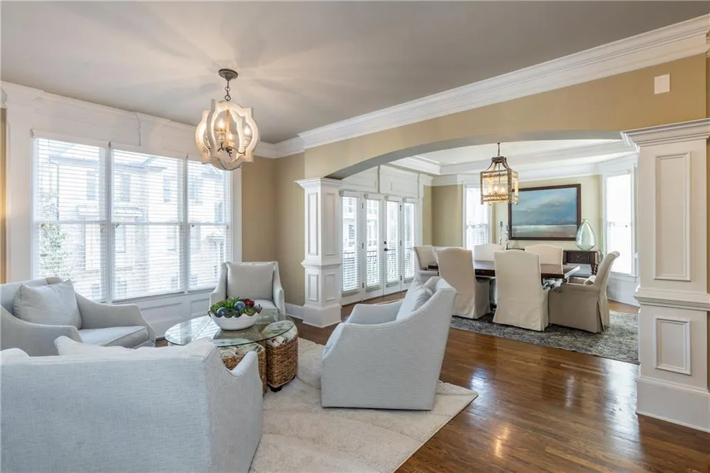 7989 Magnolia Square, Sandy Springs, Georgia 30350, 5 Bedrooms Bedrooms, ,3 BathroomsBathrooms,Residential,Sold,7989 Magnolia Square,6803085