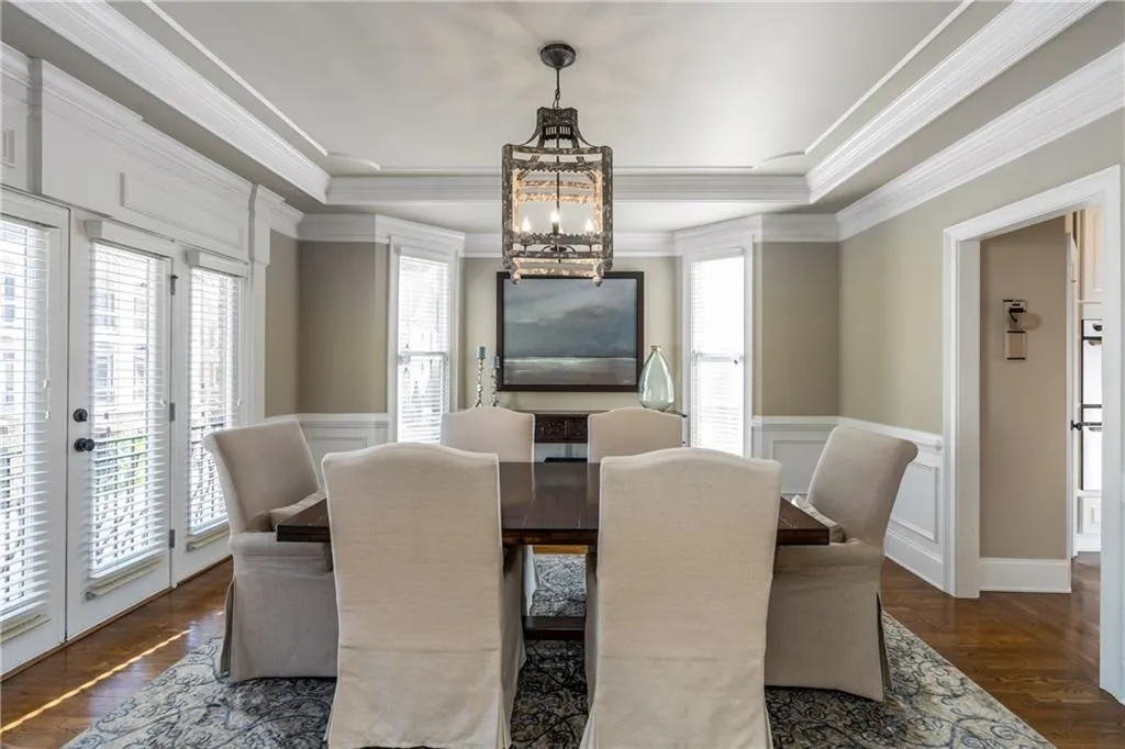 7989 Magnolia Square, Sandy Springs, Georgia 30350, 5 Bedrooms Bedrooms, ,3 BathroomsBathrooms,Residential,Sold,7989 Magnolia Square,6803085