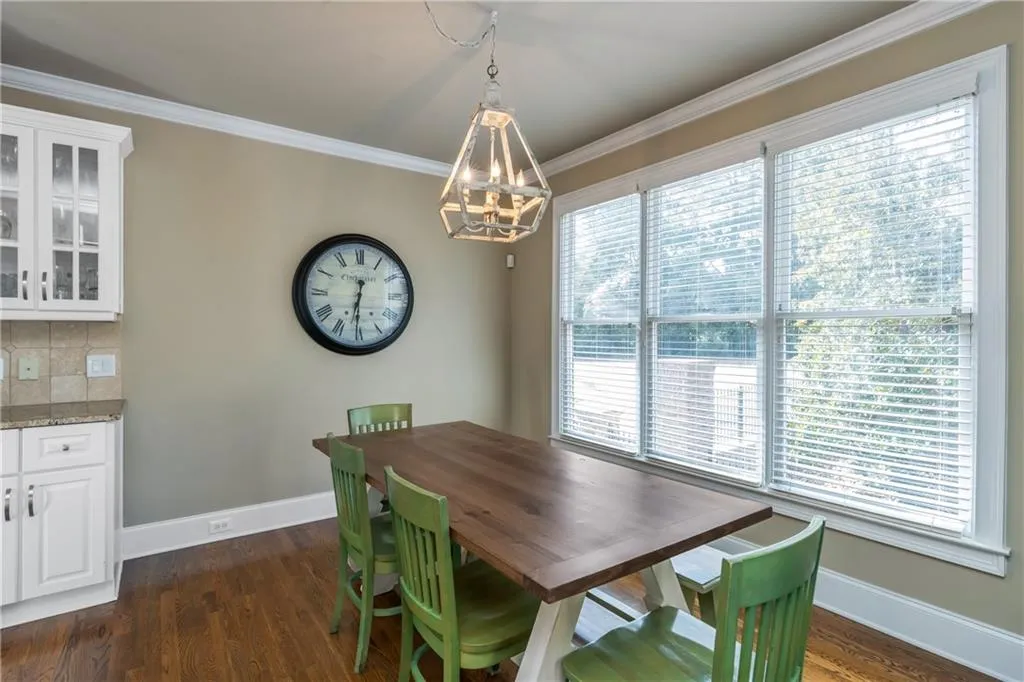 7989 Magnolia Square, Sandy Springs, Georgia 30350, 5 Bedrooms Bedrooms, ,3 BathroomsBathrooms,Residential,Sold,7989 Magnolia Square,6803085