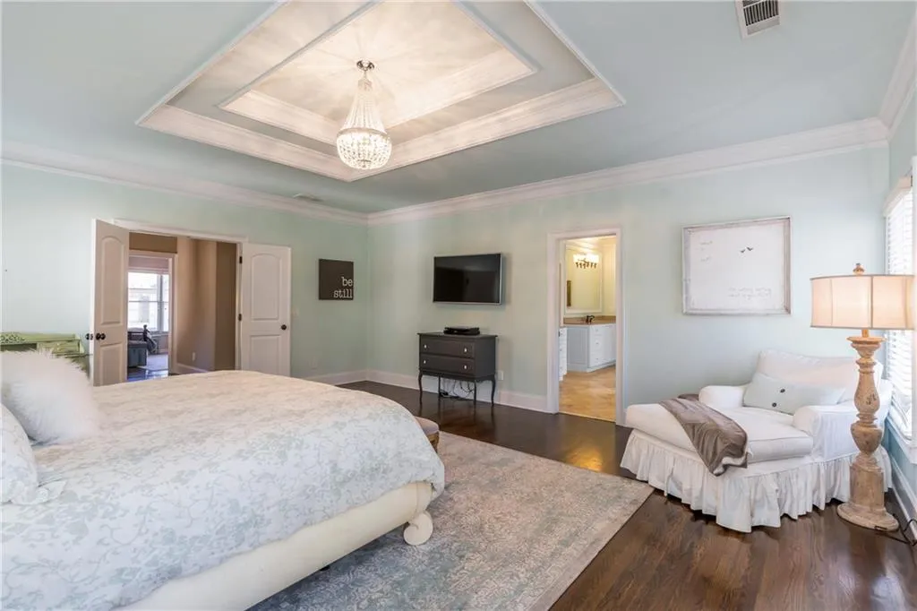 7989 Magnolia Square, Sandy Springs, Georgia 30350, 5 Bedrooms Bedrooms, ,3 BathroomsBathrooms,Residential,Sold,7989 Magnolia Square,6803085