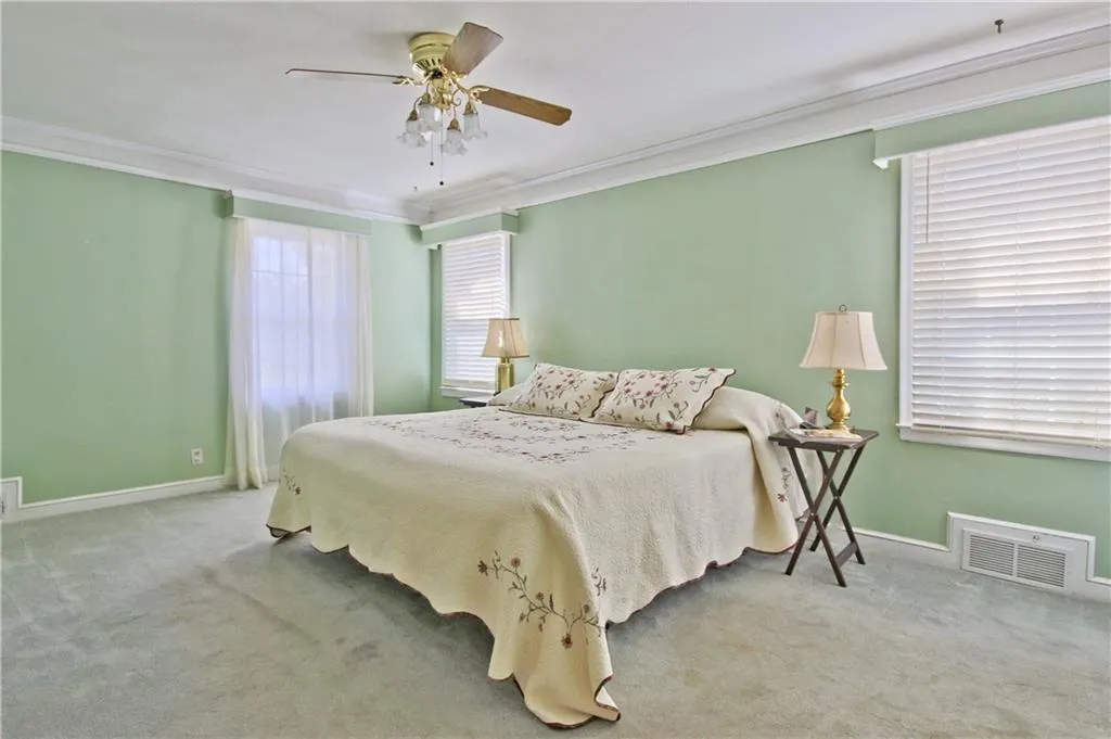 5930 Greenbrier Road, Sandy Springs, Georgia 30328, 3 Bedrooms Bedrooms, ,2 BathroomsBathrooms,Residential,Sold,5930 Greenbrier Road,5662005