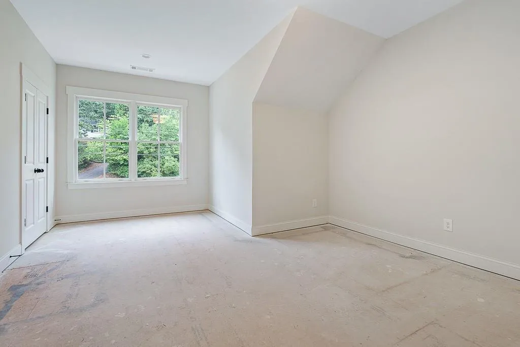 6485 Bridgewood Valley Road, Sandy Springs, Georgia 30328, 5 Bedrooms Bedrooms, ,4 BathroomsBathrooms,Residential,Sold,6485 Bridgewood Valley Road,6630897