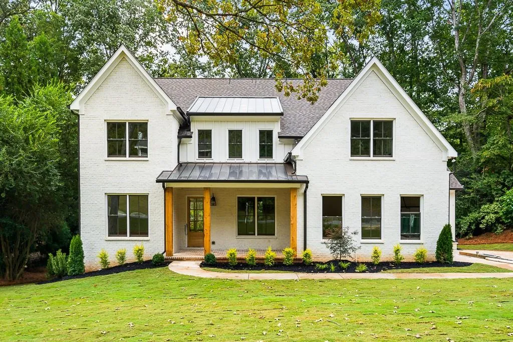 6485 Bridgewood Valley Road, Sandy Springs, Georgia 30328, 5 Bedrooms Bedrooms, ,4 BathroomsBathrooms,Residential,Sold,6485 Bridgewood Valley Road,6630897