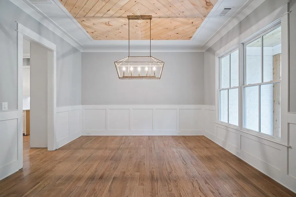 6485 Bridgewood Valley Road, Sandy Springs, Georgia 30328, 5 Bedrooms Bedrooms, ,4 BathroomsBathrooms,Residential,Sold,6485 Bridgewood Valley Road,6630897