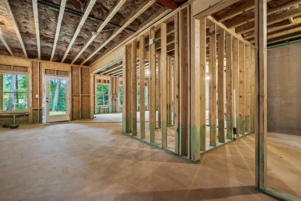 6485 Bridgewood Valley Road, Sandy Springs, Georgia 30328, 5 Bedrooms Bedrooms, ,4 BathroomsBathrooms,Residential,Sold,6485 Bridgewood Valley Road,6630897