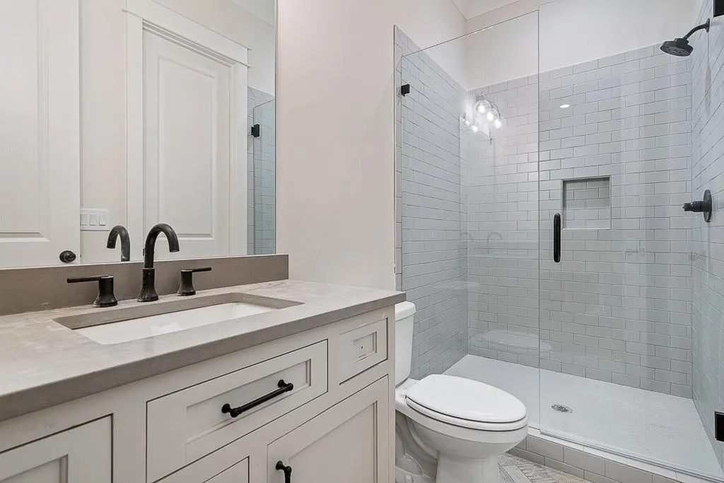 6485 Bridgewood Valley Road, Sandy Springs, Georgia 30328, 5 Bedrooms Bedrooms, ,4 BathroomsBathrooms,Residential,Sold,6485 Bridgewood Valley Road,6630897