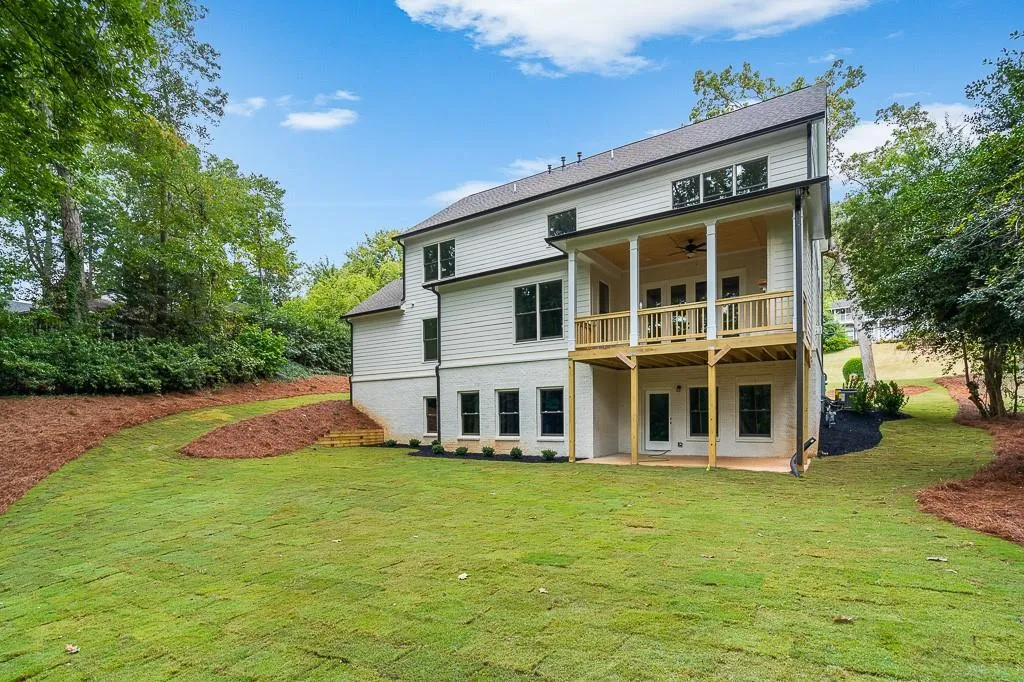 6485 Bridgewood Valley Road, Sandy Springs, Georgia 30328, 5 Bedrooms Bedrooms, ,4 BathroomsBathrooms,Residential,Sold,6485 Bridgewood Valley Road,6630897