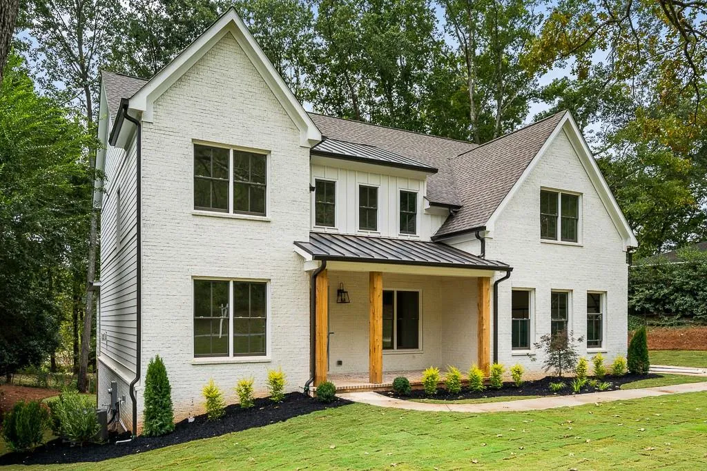 6485 Bridgewood Valley Road, Sandy Springs, Georgia 30328, 5 Bedrooms Bedrooms, ,4 BathroomsBathrooms,Residential,Sold,6485 Bridgewood Valley Road,6630897