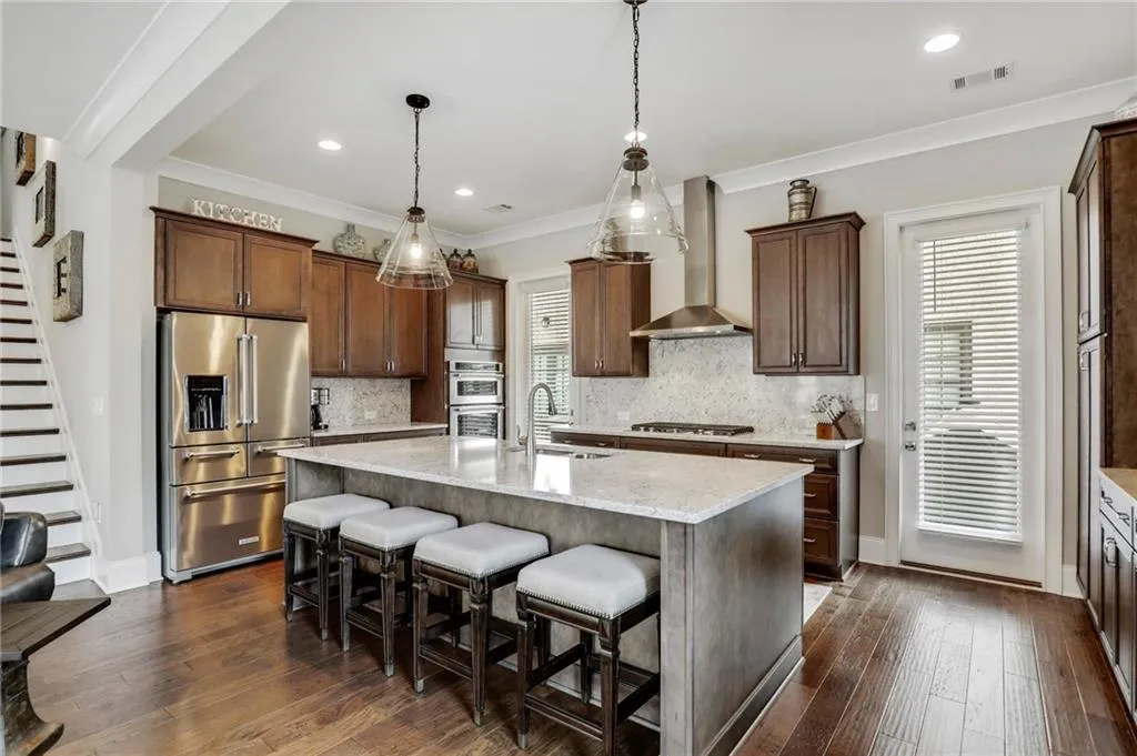 6626 Sterling Drive, Sandy Springs, Georgia 30328, 3 Bedrooms Bedrooms, ,3 BathroomsBathrooms,Residential,Sold,6626 Sterling Drive,6936742