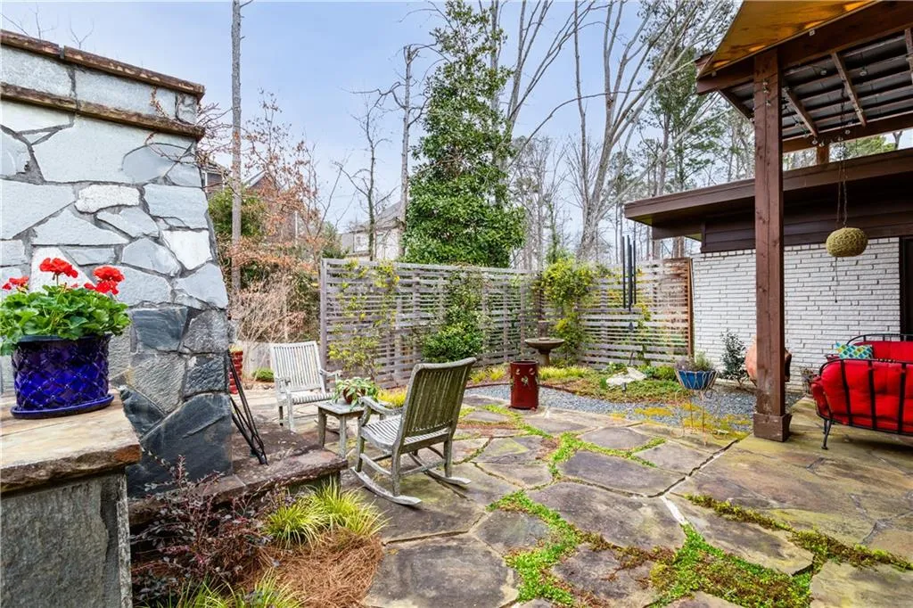 360 Elden Drive, Sandy Springs, Georgia 30342, 4 Bedrooms Bedrooms, ,3 BathroomsBathrooms,Residential,Sold,360 Elden Drive,6854461