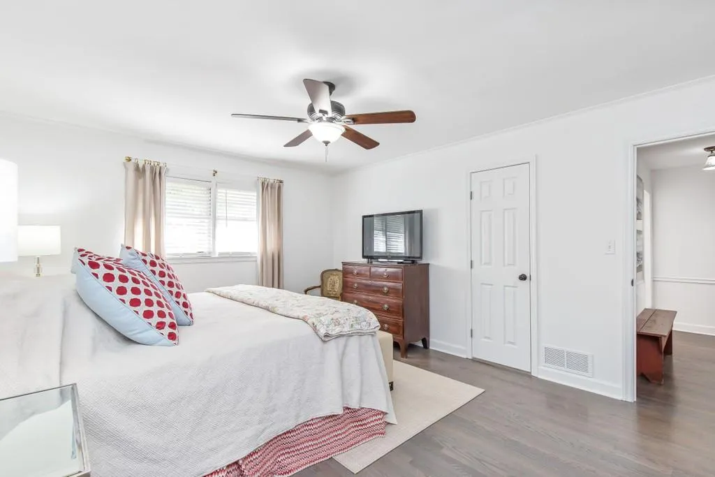 5835 Timberlane Terrace Ne, Atlanta, Georgia 30328, 4 Bedrooms Bedrooms, ,3 BathroomsBathrooms,Residential,Sold,5835 Timberlane Terrace Ne,6830316 5835 Timberlane Terrace Ne, Atlanta, Georgia 30328, 4 Bedrooms Bedrooms, ,3 BathroomsBathrooms,Residential,Sold,5835 Timberlane Terrace Ne,6830316