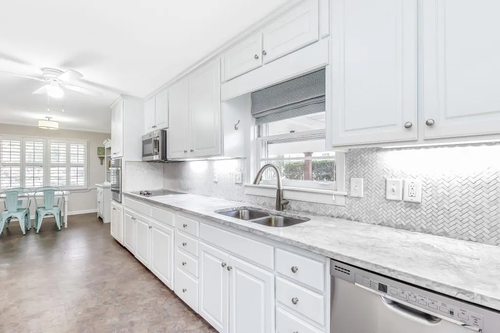 5835 Timberlane Terrace Ne, Atlanta, Georgia 30328, 4 Bedrooms Bedrooms, ,3 BathroomsBathrooms,Residential,Sold,5835 Timberlane Terrace Ne,6830316 5835 Timberlane Terrace Ne, Atlanta, Georgia 30328, 4 Bedrooms Bedrooms, ,3 BathroomsBathrooms,Residential,Sold,5835 Timberlane Terrace Ne,6830316