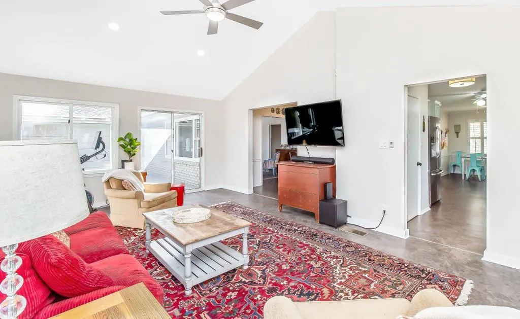 5835 Timberlane Terrace Ne, Atlanta, Georgia 30328, 4 Bedrooms Bedrooms, ,3 BathroomsBathrooms,Residential,Sold,5835 Timberlane Terrace Ne,6830316 5835 Timberlane Terrace Ne, Atlanta, Georgia 30328, 4 Bedrooms Bedrooms, ,3 BathroomsBathrooms,Residential,Sold,5835 Timberlane Terrace Ne,6830316