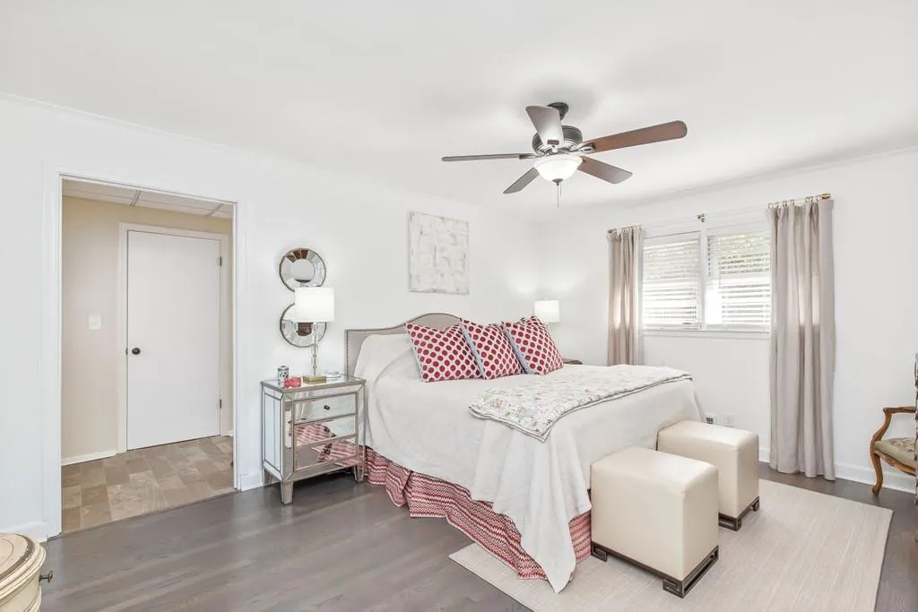 5835 Timberlane Terrace Ne, Atlanta, Georgia 30328, 4 Bedrooms Bedrooms, ,3 BathroomsBathrooms,Residential,Sold,5835 Timberlane Terrace Ne,6830316 5835 Timberlane Terrace Ne, Atlanta, Georgia 30328, 4 Bedrooms Bedrooms, ,3 BathroomsBathrooms,Residential,Sold,5835 Timberlane Terrace Ne,6830316