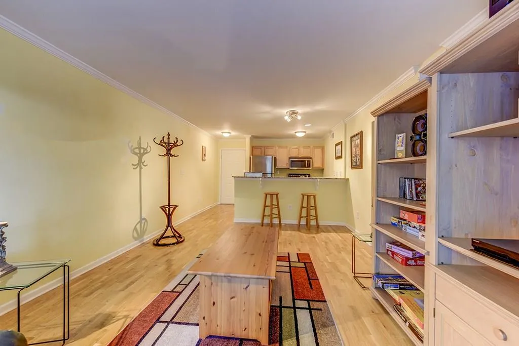 1041 State Street Nw Unit 13, Atlanta, Georgia 30318, 2 Bedrooms Bedrooms, ,2 BathroomsBathrooms,Residential,Sold,1041 State Street Nw Unit 13,6079008