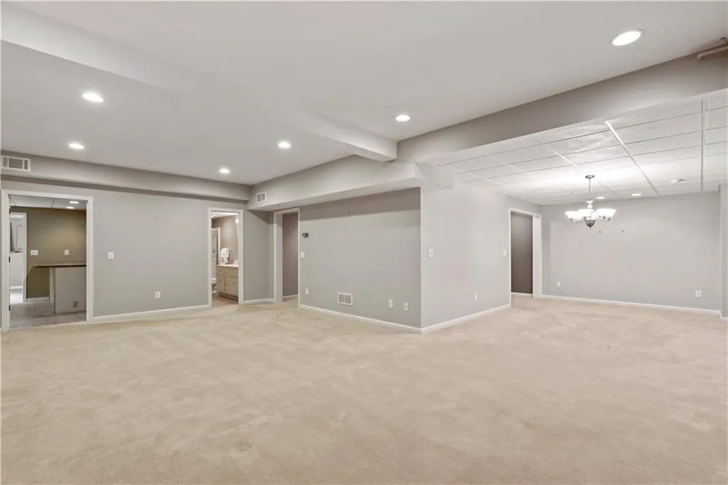 350 Cameron Ridge Drive, Atlanta, Georgia 30328, 4 Bedrooms Bedrooms, ,5 BathroomsBathrooms,Residential,Sold,350 Cameron Ridge Drive,6948308