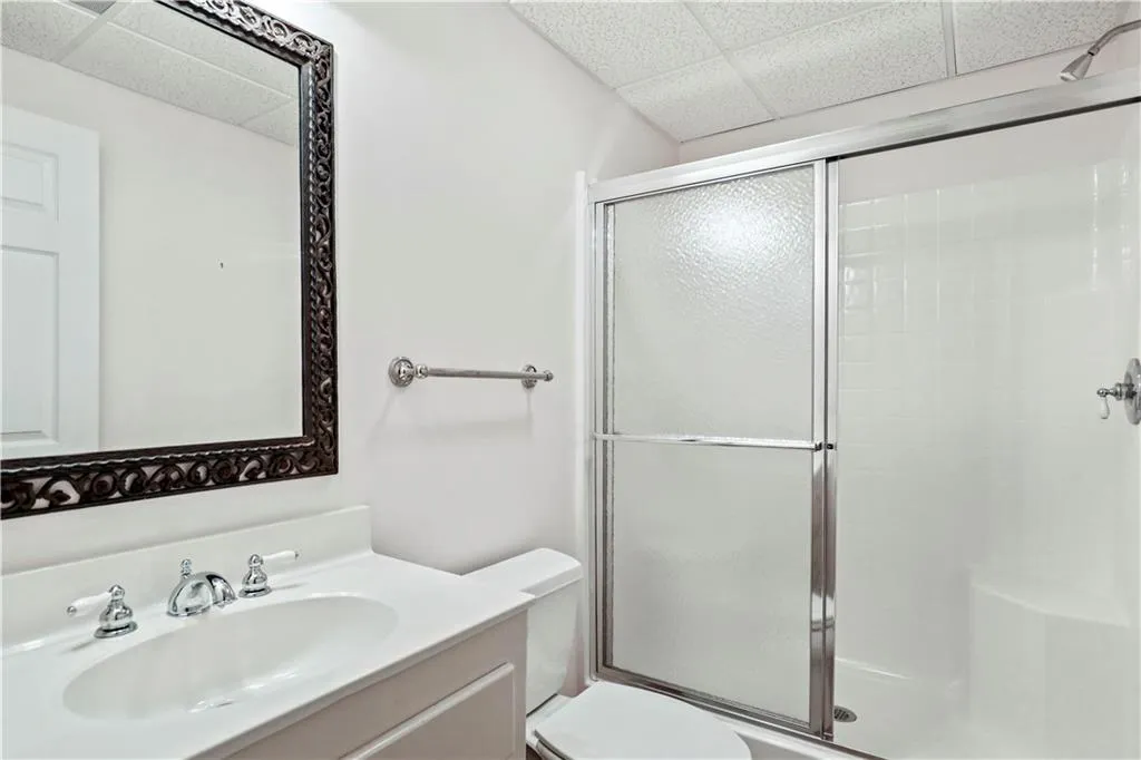 350 Cameron Ridge Drive, Atlanta, Georgia 30328, 4 Bedrooms Bedrooms, ,5 BathroomsBathrooms,Residential,Sold,350 Cameron Ridge Drive,6948308