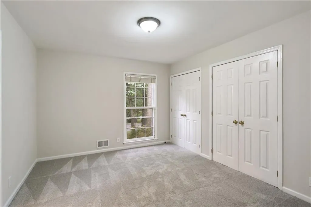860 Spalding Drive, Sandy Springs, Georgia 30328, 5 Bedrooms Bedrooms, ,3 BathroomsBathrooms,Residential,Sold,860 Spalding Drive,5883426