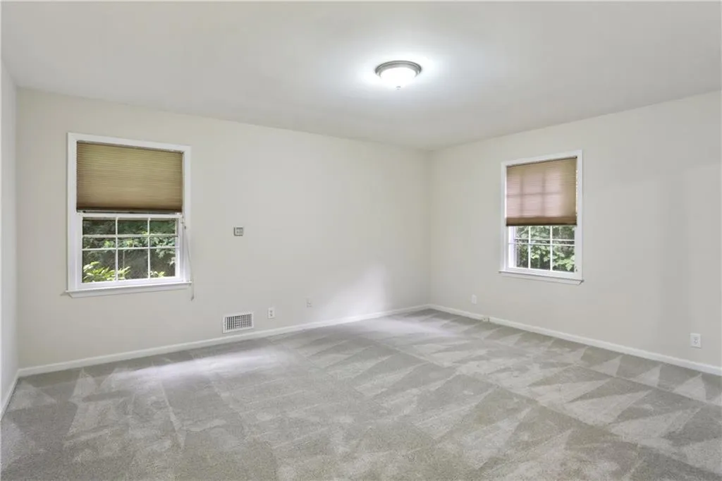 860 Spalding Drive, Sandy Springs, Georgia 30328, 5 Bedrooms Bedrooms, ,3 BathroomsBathrooms,Residential,Sold,860 Spalding Drive,5883426