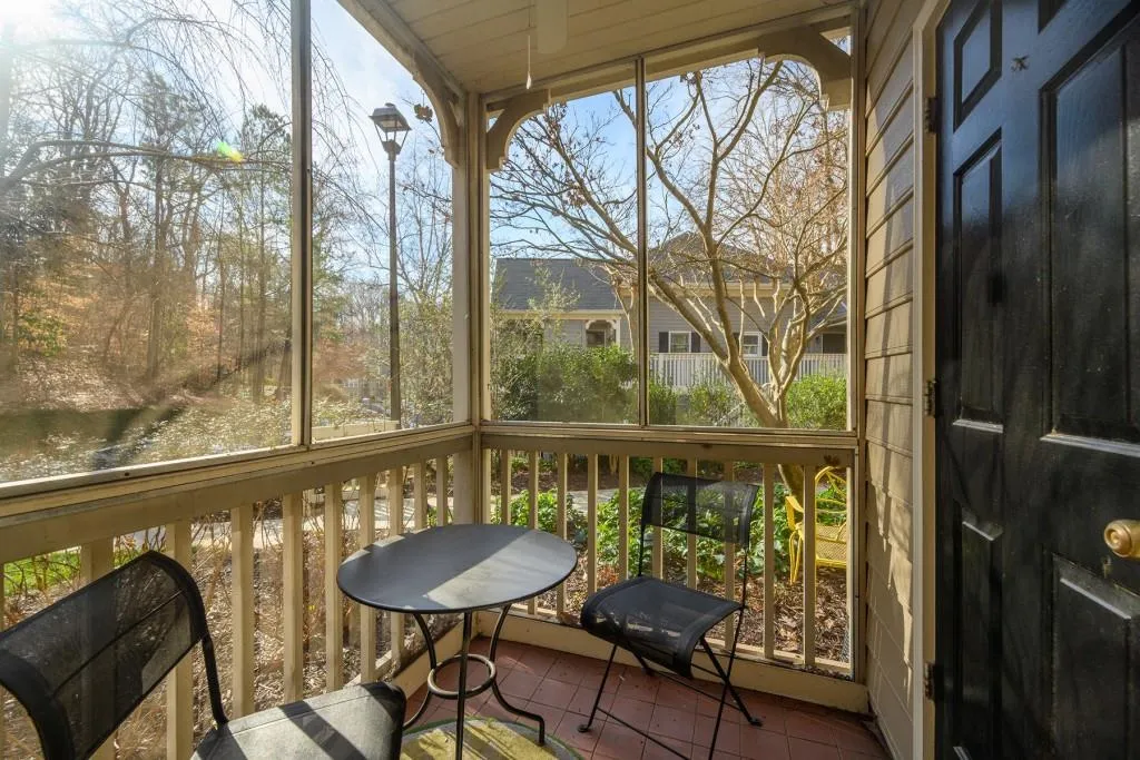 701 Bainbridge Drive, Atlanta, Georgia 30327, 2 Bedrooms Bedrooms, ,2 BathroomsBathrooms,Residential,Sold,701 Bainbridge Drive,6832157