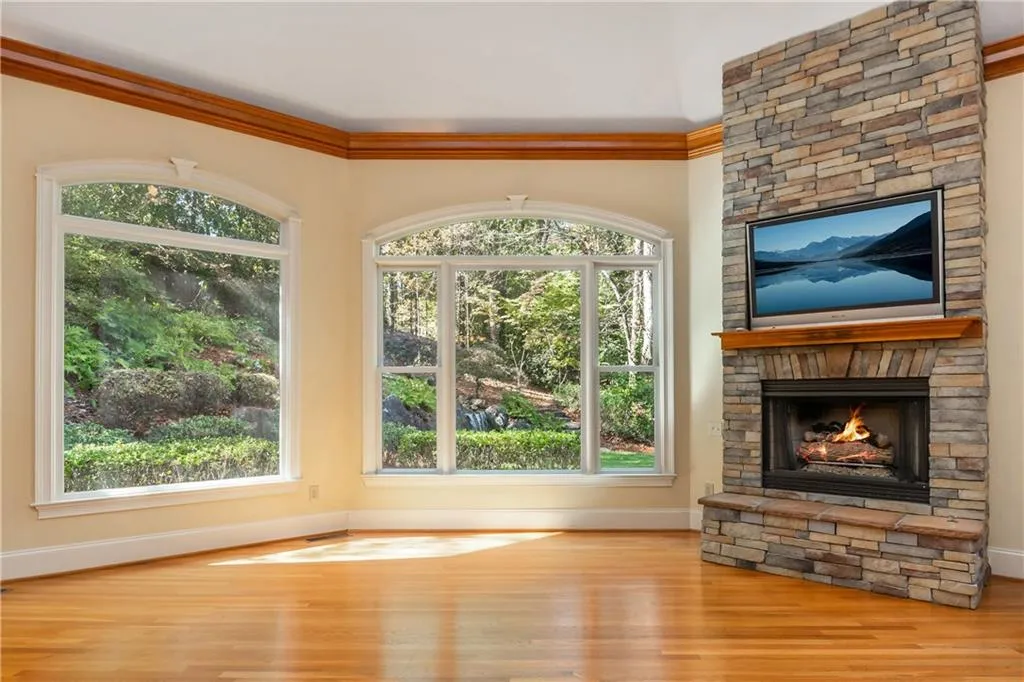 5550 Errol Place, Atlanta, Georgia 30327, 5 Bedrooms Bedrooms, ,5 BathroomsBathrooms,Residential,For Sale,5550 Errol Place,7676329