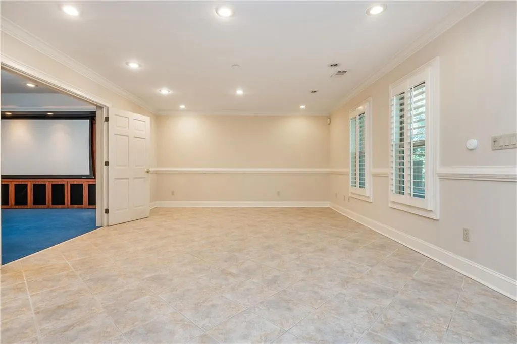 5550 Errol Place, Atlanta, Georgia 30327, 5 Bedrooms Bedrooms, ,5 BathroomsBathrooms,Residential,For Sale,5550 Errol Place,7676329