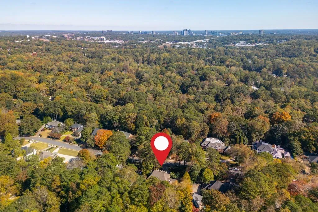 5550 Errol Place, Atlanta, Georgia 30327, 5 Bedrooms Bedrooms, ,5 BathroomsBathrooms,Residential,For Sale,5550 Errol Place,7676329