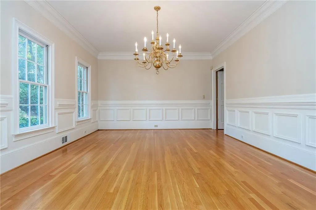 5550 Errol Place, Atlanta, Georgia 30327, 5 Bedrooms Bedrooms, ,5 BathroomsBathrooms,Residential,For Sale,5550 Errol Place,7676329