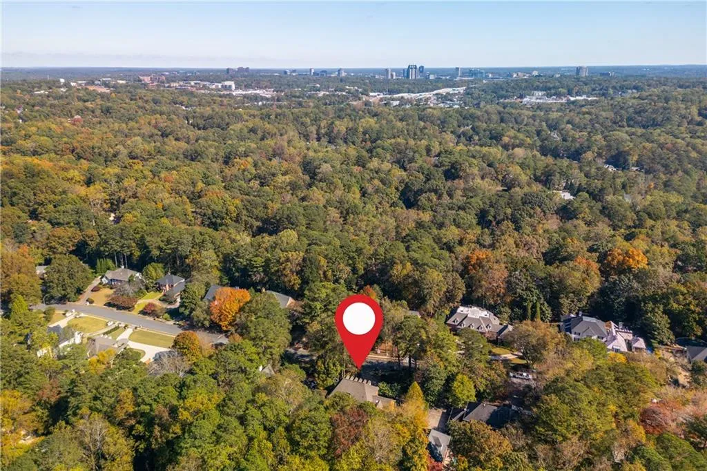 5550 Errol Place, Atlanta, Georgia 30327, 5 Bedrooms Bedrooms, ,5 BathroomsBathrooms,Residential,For Sale,5550 Errol Place,7676329